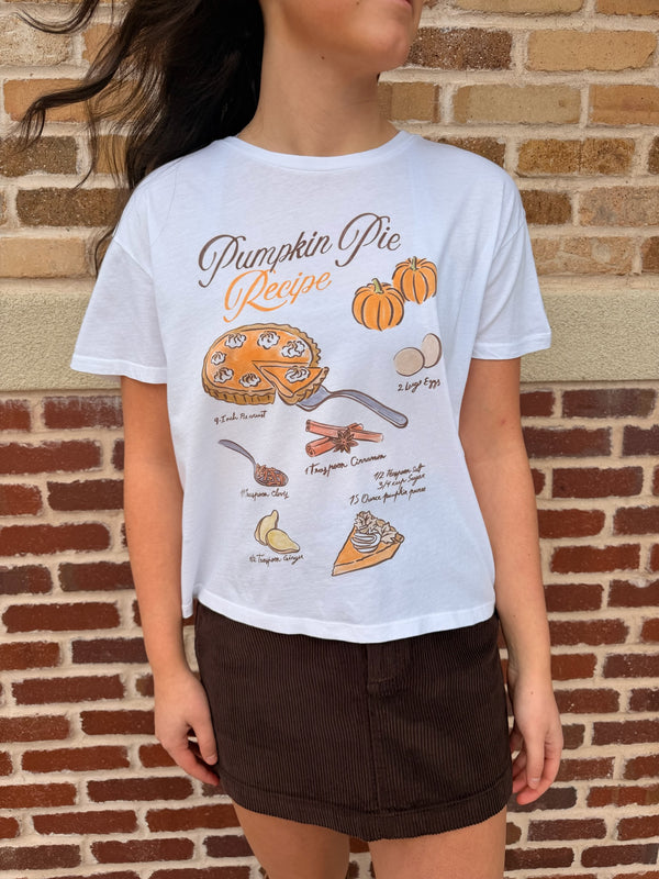 PUMPKIN PIE GRAPHIC TEE
