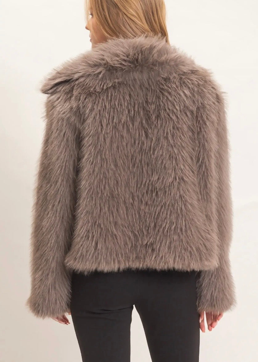 SETTING STANDARDS FAUX FUR JACKET