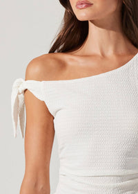 ASTR THE LABEL LORA TEXTURED OFF SHOULDER TOP