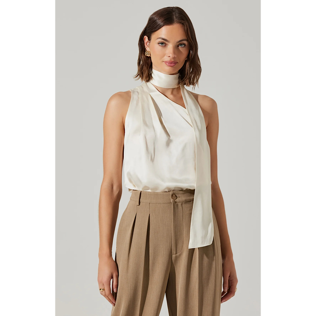 ASTR THE LABEL PARTIA SCARF DETAIL ASYMMETRIC TOP - CREAM