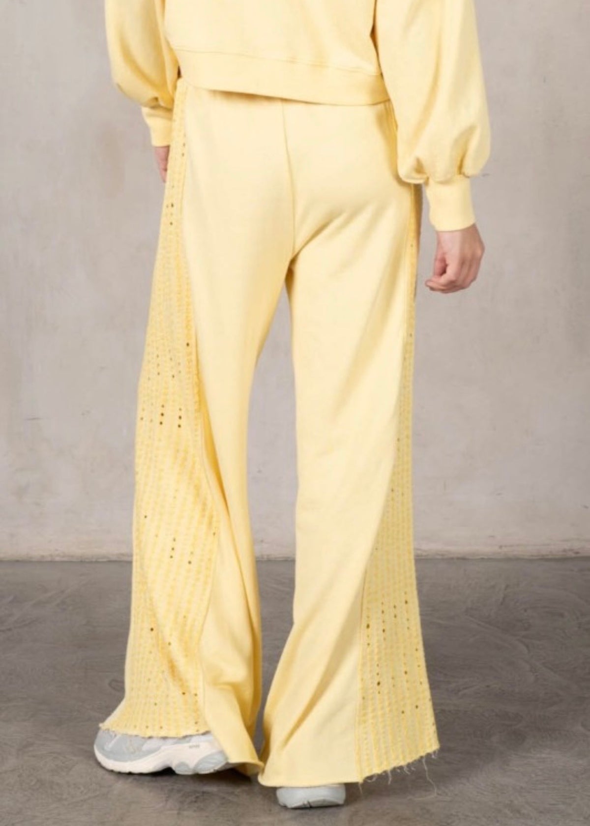 THE BENNY SWEATPANTS - YELLOW