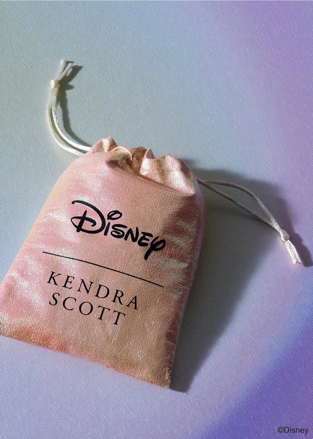 KENDRA SCOTT | DISNEY MICKEY MOUSE AND MINNIE MOUSE STRAND NECKLACE
