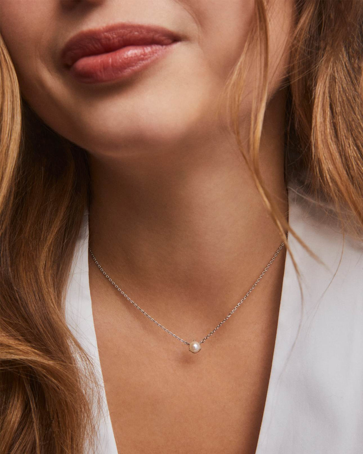 KENDRA SCOTT ASHTON PEARL PENDENT NECKLACE WHITE PEARL