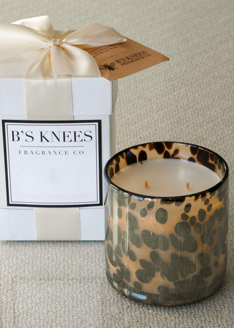 B’S KNEES TORTOISE GLASS 2-WICK CANDLE