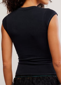 FREE PEOPLE SO SOFT SEAMLESS BABY TEE - BLACK