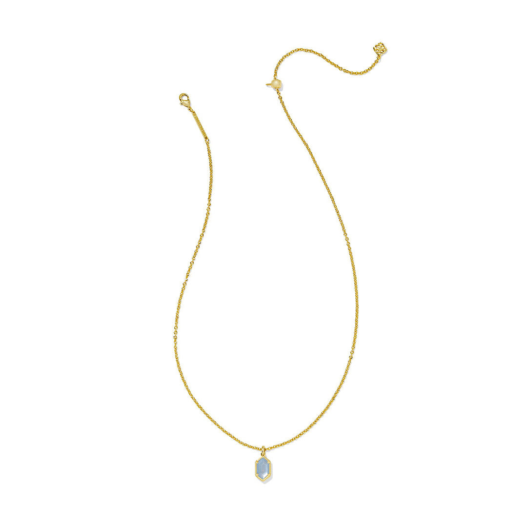 KENDRA SCOTT HALLIE SHORT PENDANT NECKLACE