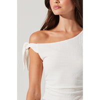 ASTR THE LABEL LORA TEXTURED OFF SHOULDER TOP